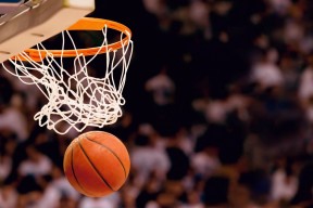 九游体育娱乐官方网站-赛点之战国王杯前瞻：詹姆斯伤情更新，波尔图冲击不败纪录